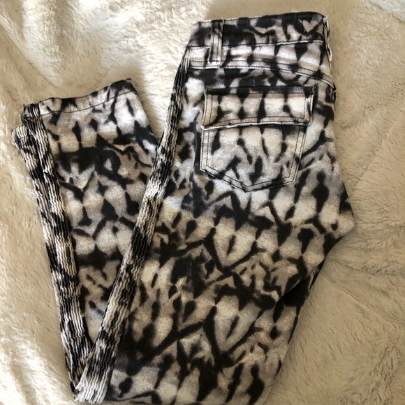 ISABEL MARANT x H&M Moto Stretch Skinny Jeans 4 - Picture 6 of 8